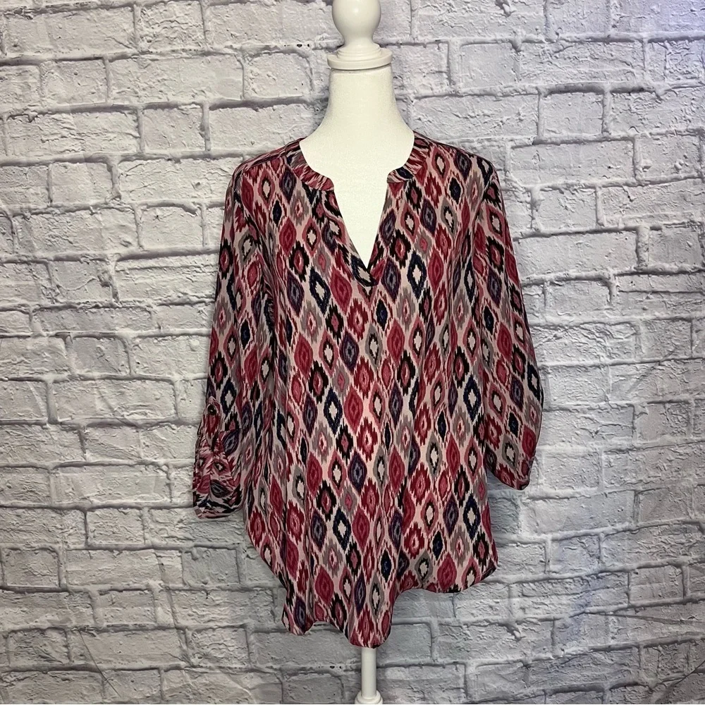 Maurice’s Atwood Geo Print 3/4 Sleeve Popover Blouse - Picture 1 of 4
